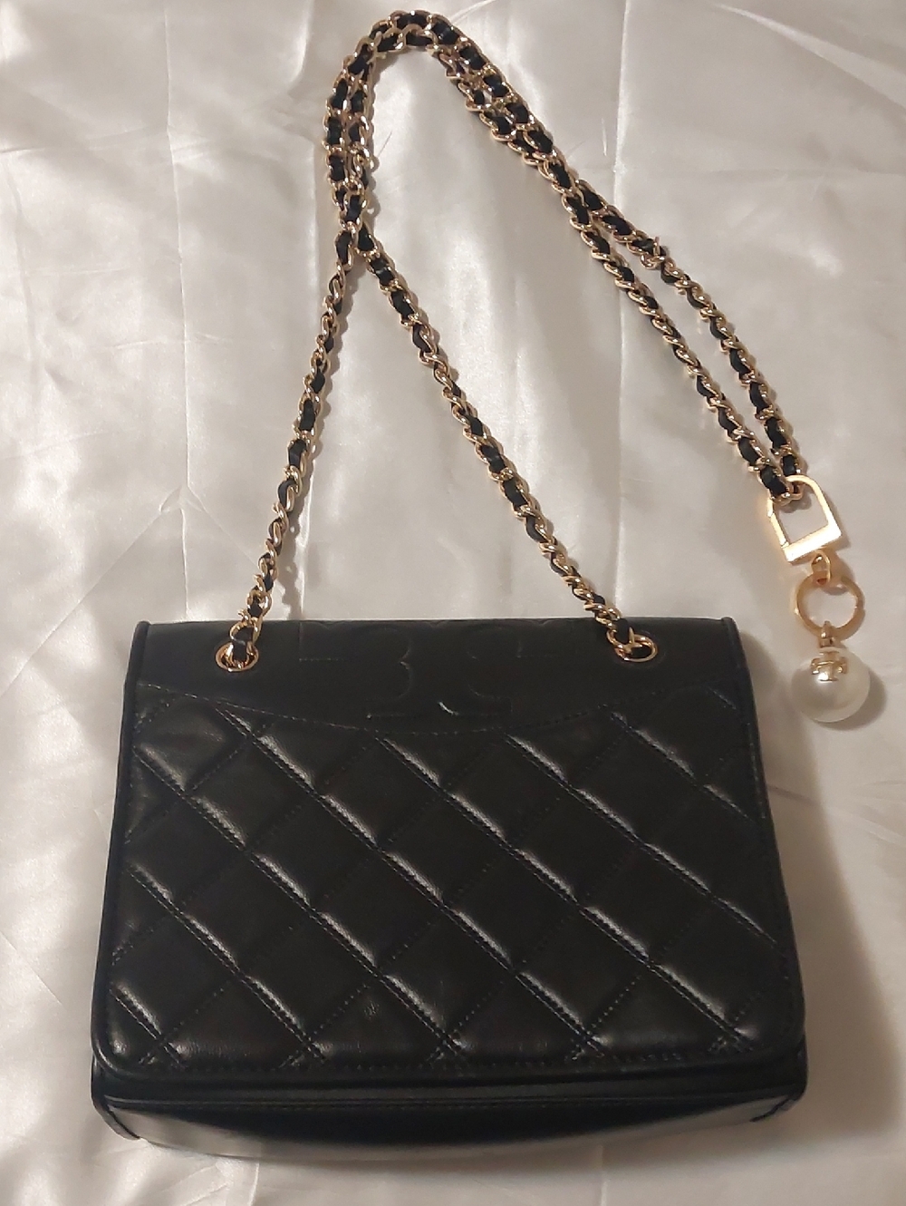 Authentic Tory Burch Quilted Black Leather Fleming Shoulder Bag